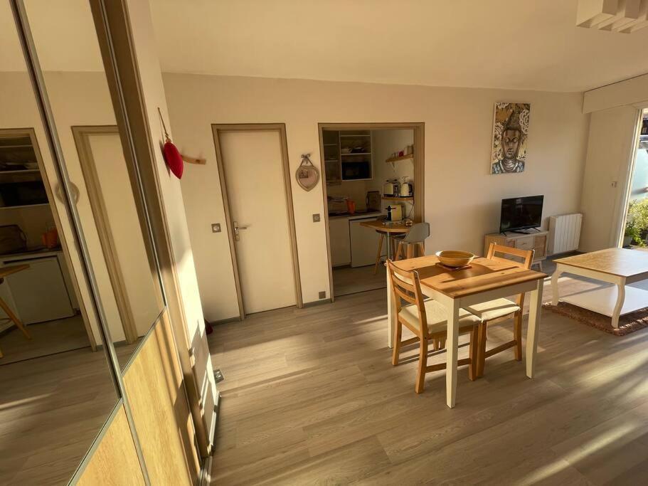 Petit Studio Zen avec parking gratuit réservé Houlgate Exterior foto